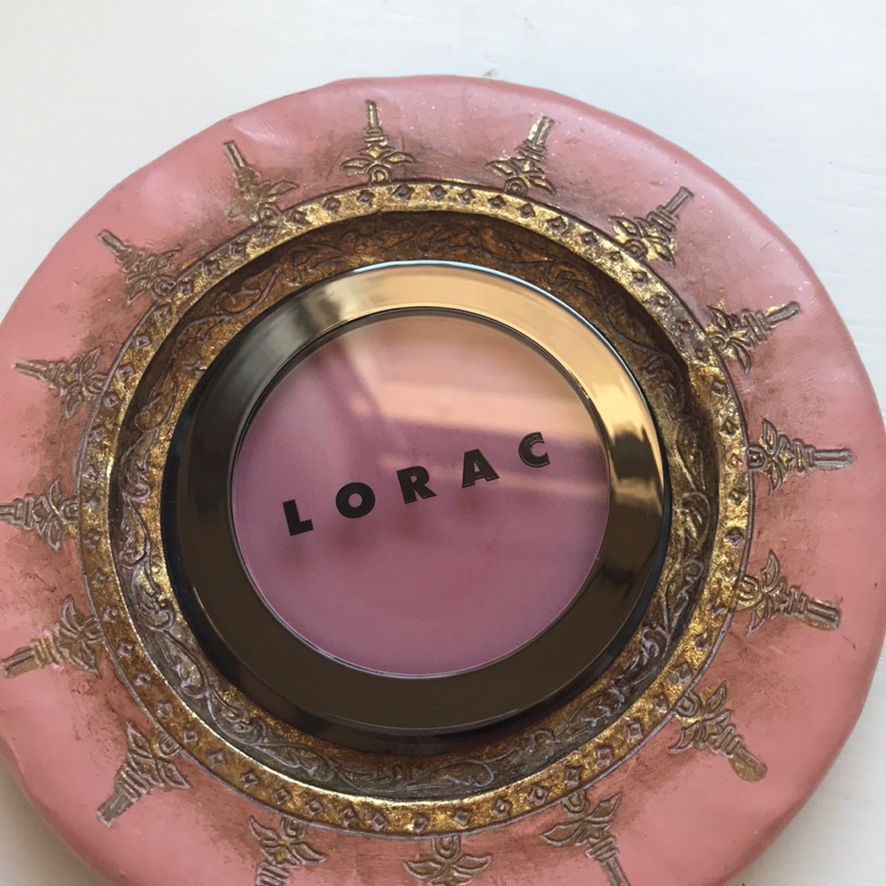 LORAC BLUSH